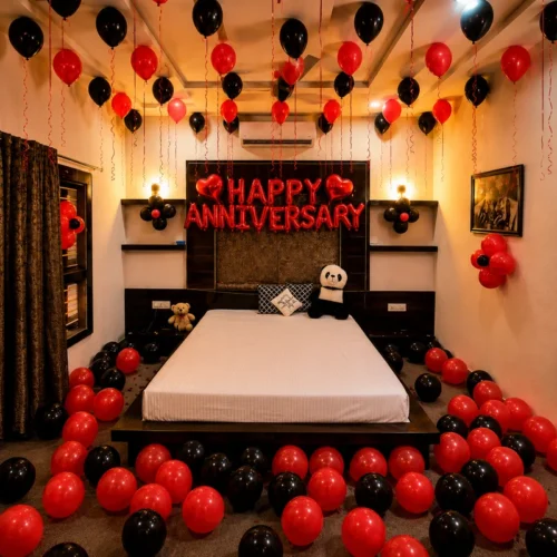 balloon decoration Anniversary Room Decoration